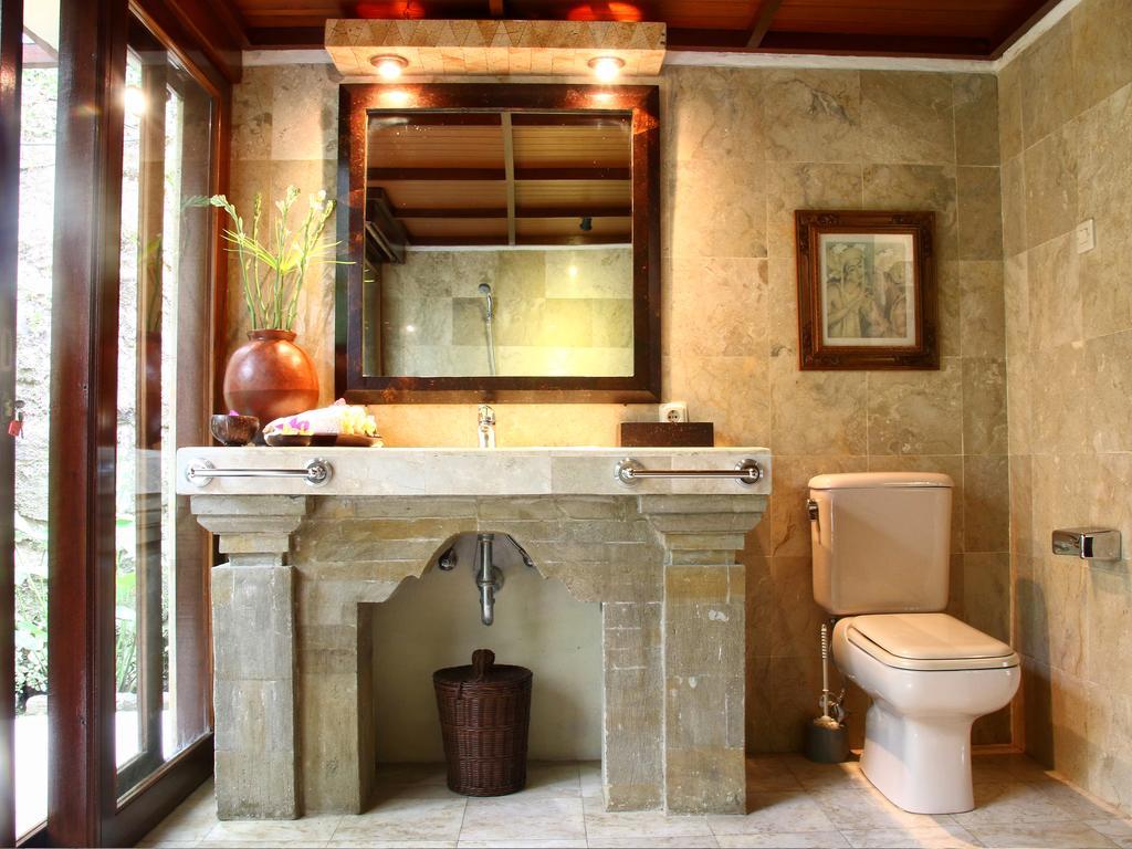 Toya Retreat Villa Тегалаланг Стая снимка