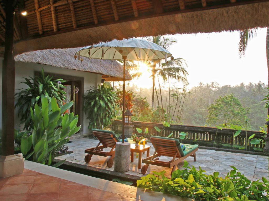 Toya Retreat Villa Тегалаланг Стая снимка