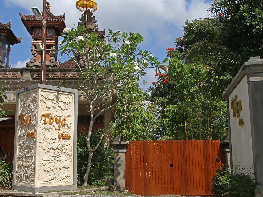 Toya Retreat Villa Тегалаланг Екстериор снимка