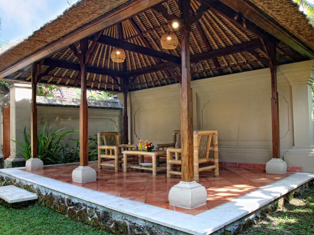 Toya Retreat Villa Тегалаланг Екстериор снимка