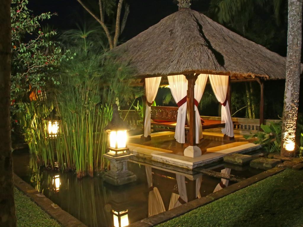 Toya Retreat Villa Тегалаланг Екстериор снимка